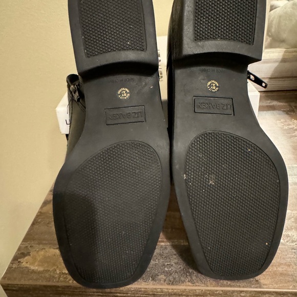 Zip up heeled ankle boots - Picture 2 of 7